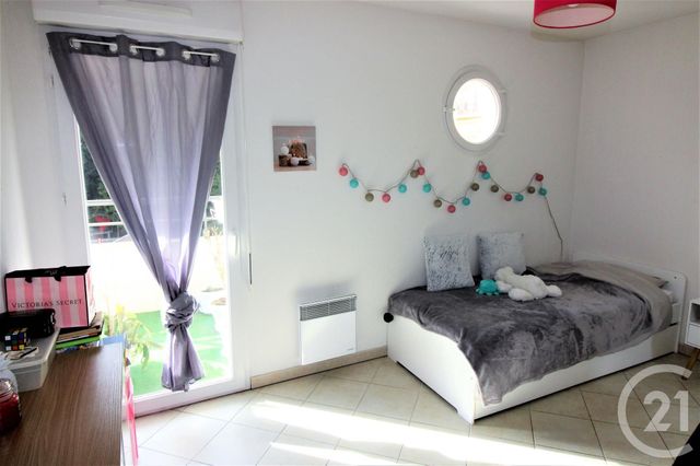 Afficher la photo en grand Appartement F2 à vendre - 2 pièces - 42.5 m2 - MENTON - 06 - PROVENCE-ALPES-COTE-D-AZUR - Century 21 Agence Molière