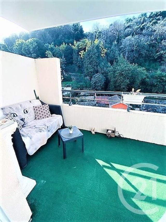 Afficher la photo en grand Appartement F2 à vendre - 2 pièces - 42.5 m2 - MENTON - 06 - PROVENCE-ALPES-COTE-D-AZUR - Century 21 Agence Molière
