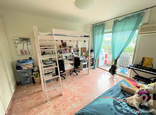 Afficher la photo en grand Appartement F3 à vendre - 3 pièces - 70.93 m2 - MENTON - 06 - PROVENCE-ALPES-COTE-D-AZUR - Century 21 Agence Molière