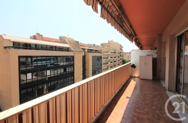 Afficher la photo en grand Appartement F3 à vendre - 4 pièces - 108.18 m2 - MENTON - 06 - PROVENCE-ALPES-COTE-D-AZUR - Century 21 Agence Molière