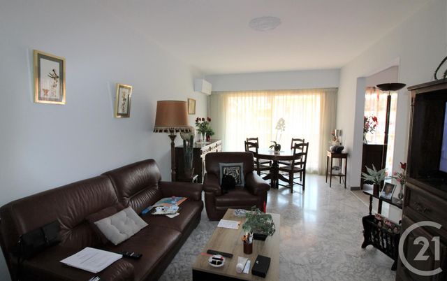 Afficher la photo en grand Appartement F3 à vendre - 4 pièces - 108.18 m2 - MENTON - 06 - PROVENCE-ALPES-COTE-D-AZUR - Century 21 Agence Molière