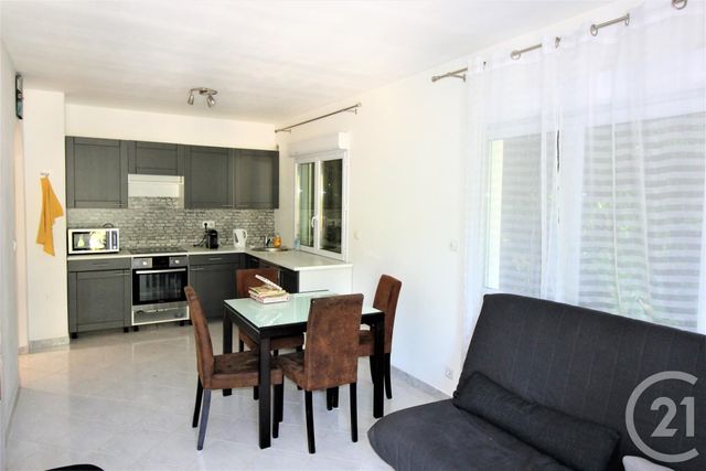 Appartement F3 à vendre - 3 pièces - 52.13 m2 - MENTON - 06 - PROVENCE-ALPES-COTE-D-AZUR - Century 21 Agence Molière Appartement F3 à vendre - 3 pièces - 52.13 m2 - MENTON - 06 - PROVENCE-ALPES-COTE-D-AZUR - Century 21 Agence Molière