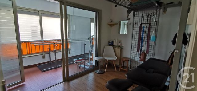 commerce à louer - 60.0 m2 - ROQUEBRUNE CAP MARTIN - 06 - PROVENCE-ALPES-COTE-D-AZUR - Century 21 Agence Molière commerce à louer - 60.0 m2 - ROQUEBRUNE CAP MARTIN - 06 - PROVENCE-ALPES-COTE-D-AZUR - Century 21 Agence Molière