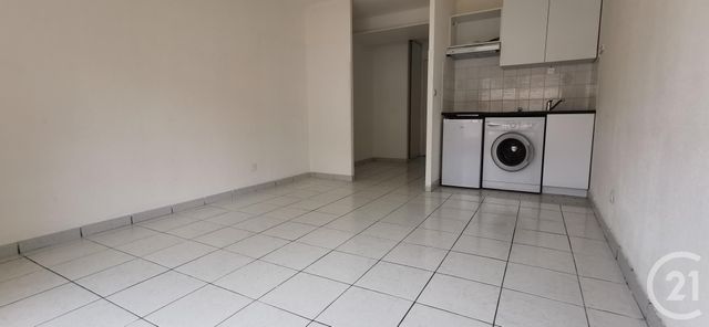 Appartement F1 à louer - 1 pièce - 23.0 m2 - ROQUEBRUNE CAP MARTIN - 06 - PROVENCE-ALPES-COTE-D-AZUR - Century 21 Agence Molière Appartement F1 à louer - 1 pièce - 23.0 m2 - ROQUEBRUNE CAP MARTIN - 06 - PROVENCE-ALPES-COTE-D-AZUR - Century 21 Agence Molière