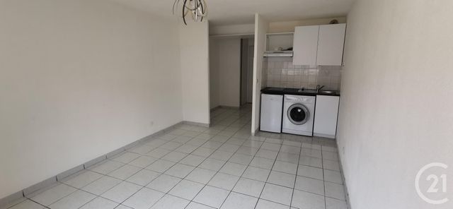 Appartement F1 à louer - 1 pièce - 23.0 m2 - ROQUEBRUNE CAP MARTIN - 06 - PROVENCE-ALPES-COTE-D-AZUR - Century 21 Agence Molière Appartement F1 à louer - 1 pièce - 23.0 m2 - ROQUEBRUNE CAP MARTIN - 06 - PROVENCE-ALPES-COTE-D-AZUR - Century 21 Agence Molière