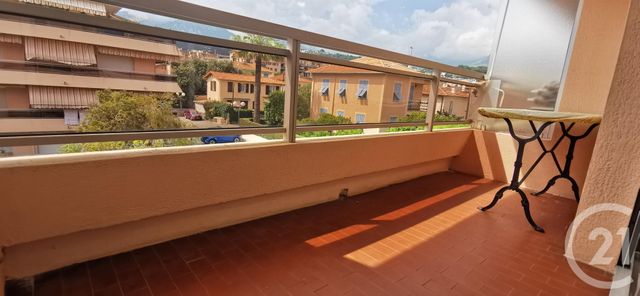 Appartement F1 à louer - 1 pièce - 23.0 m2 - ROQUEBRUNE CAP MARTIN - 06 - PROVENCE-ALPES-COTE-D-AZUR - Century 21 Agence Molière Appartement F1 à louer - 1 pièce - 23.0 m2 - ROQUEBRUNE CAP MARTIN - 06 - PROVENCE-ALPES-COTE-D-AZUR - Century 21 Agence Molière
