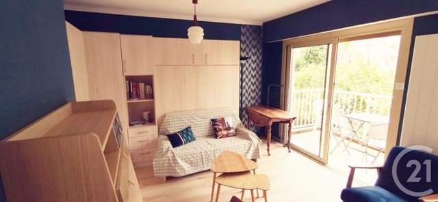Afficher la photo en grand Appartement F1 à louer - 1 pièce - 22.0 m2 - ROQUEBRUNE CAP MARTIN - 06 - PROVENCE-ALPES-COTE-D-AZUR - Century 21 Agence Molière