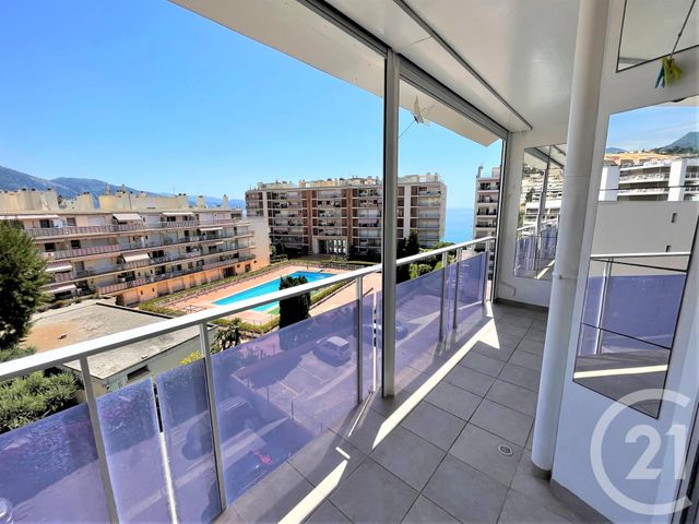Afficher la photo en grand Appartement F2 à vendre - 2 pièces - 41.0 m2 - ROQUEBRUNE CAP MARTIN - 06 - PROVENCE-ALPES-COTE-D-AZUR - Century 21 Agence Molière
