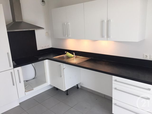 Afficher la photo en grand Appartement T3 à louer - 3 pièces - 57.49 m2 - NICE - 06 - PROVENCE-ALPES-COTE-D-AZUR - Century 21 Agence Molière