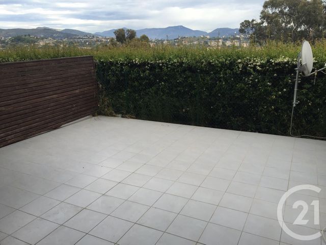 Afficher la photo en grand Appartement T3 à louer - 3 pièces - 57.49 m2 - NICE - 06 - PROVENCE-ALPES-COTE-D-AZUR - Century 21 Agence Molière