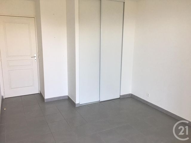Afficher la photo en grand Appartement T3 à louer - 3 pièces - 57.49 m2 - NICE - 06 - PROVENCE-ALPES-COTE-D-AZUR - Century 21 Agence Molière