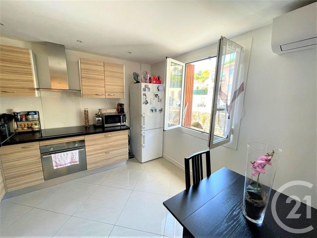 Afficher la photo en grand Appartement F2 à vendre - 2 pièces - 44.1 m2 - MENTON - 06 - PROVENCE-ALPES-COTE-D-AZUR - Century 21 Agence Molière