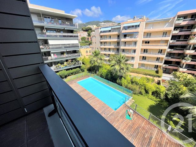 Afficher la photo en grand Appartement F2 à vendre - 2 pièces - 38.1 m2 - ROQUEBRUNE CAP MARTIN - 06 - PROVENCE-ALPES-COTE-D-AZUR - Century 21 Agence Molière