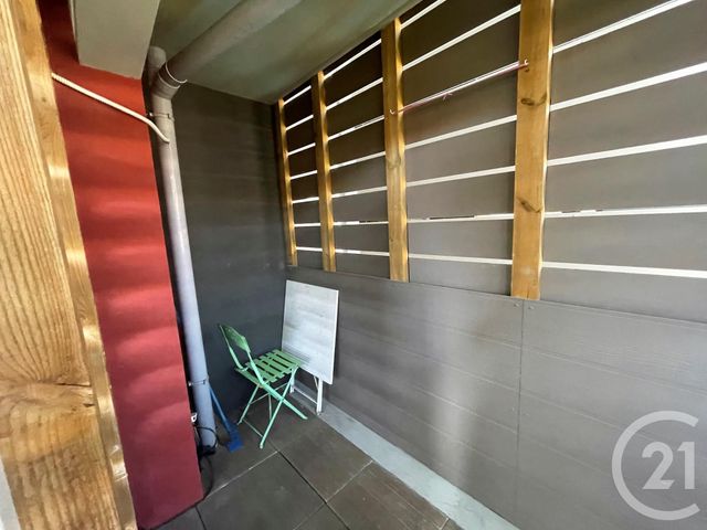 Afficher la photo en grand Appartement F2 à vendre - 2 pièces - 38.1 m2 - ROQUEBRUNE CAP MARTIN - 06 - PROVENCE-ALPES-COTE-D-AZUR - Century 21 Agence Molière