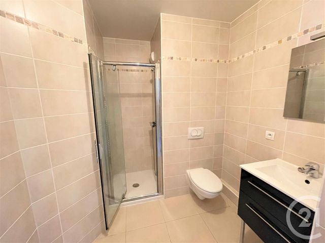 Afficher la photo en grand Appartement F2 à vendre - 2 pièces - 38.1 m2 - ROQUEBRUNE CAP MARTIN - 06 - PROVENCE-ALPES-COTE-D-AZUR - Century 21 Agence Molière