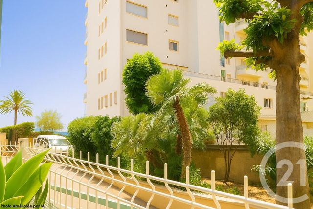Appartement F2 à vendre - 2 pièces - 45.0 m2 - ROQUEBRUNE CAP MARTIN - 06 - PROVENCE-ALPES-COTE-D-AZUR - Century 21 Agence Molière