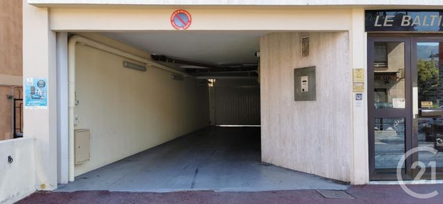 parking à louer - 10.0 m2 - ROQUEBRUNE CAP MARTIN - 06 - PROVENCE-ALPES-COTE-D-AZUR - Century 21 Agence Molière