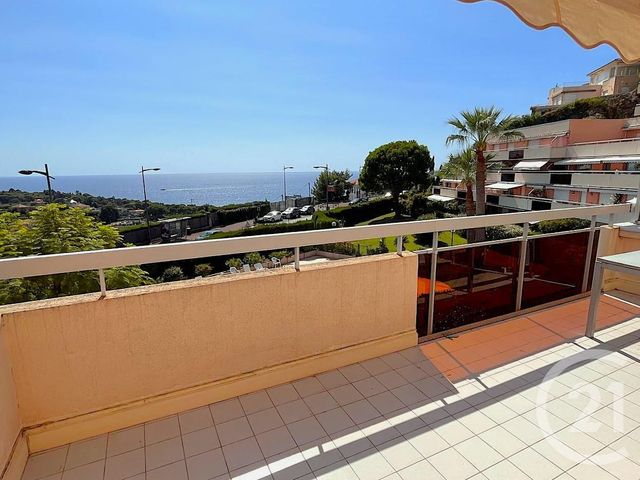 Afficher la photo en grand Appartement F2 à vendre - 2 pièces - 34.34 m2 - ROQUEBRUNE CAP MARTIN - 06 - PROVENCE-ALPES-COTE-D-AZUR - Century 21 Agence Molière