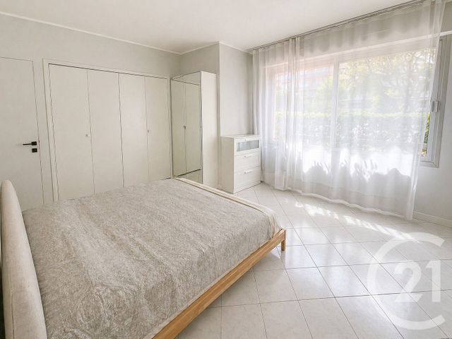 Appartement F3 à vendre - 3 pièces - 64.0 m2 - MENTON - 06 - PROVENCE-ALPES-COTE-D-AZUR - Century 21 Agence Molière