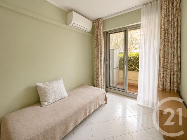 Appartement F3 à vendre - 3 pièces - 64.0 m2 - MENTON - 06 - PROVENCE-ALPES-COTE-D-AZUR - Century 21 Agence Molière