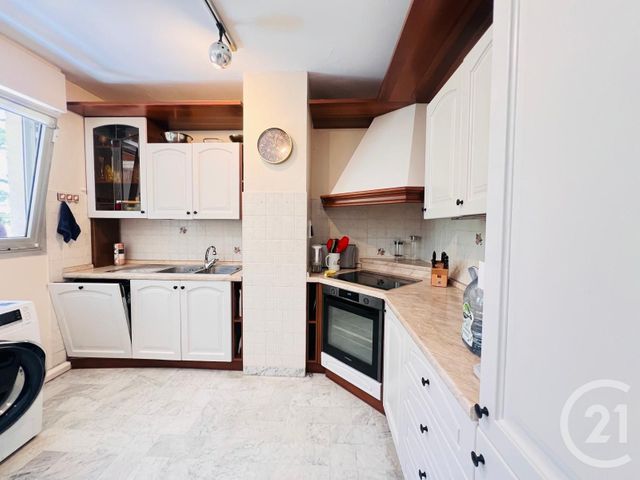 Appartement F3 à vendre - 3 pièces - 64.0 m2 - MENTON - 06 - PROVENCE-ALPES-COTE-D-AZUR - Century 21 Agence Molière