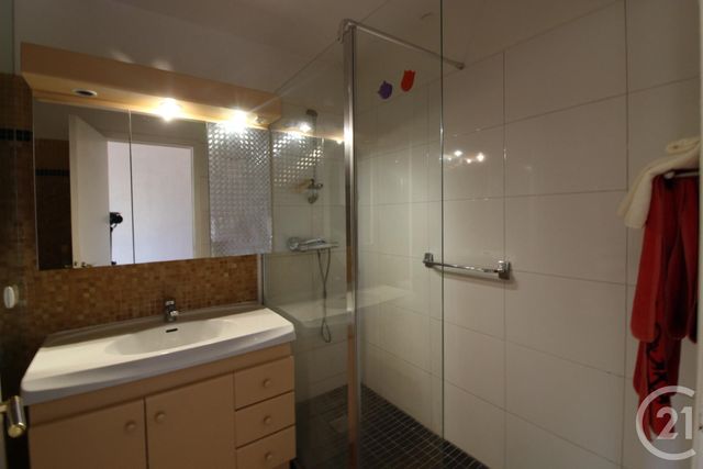 Appartement F3 à vendre - 3 pièces - 80.21 m2 - ROQUEBRUNE CAP MARTIN - 06 - PROVENCE-ALPES-COTE-D-AZUR - Century 21 Agence Molière