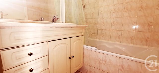 Appartement T2 à vendre - 2 pièces - 50.22 m2 - ROQUEBRUNE CAP MARTIN - 06 - PROVENCE-ALPES-COTE-D-AZUR - Century 21 Agence Molière