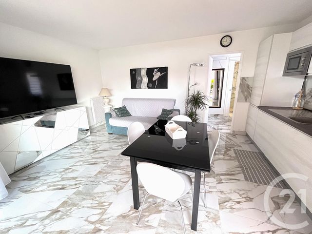 Appartement F2 à vendre - 2 pièces - 36.0 m2 - ROQUEBRUNE CAP MARTIN - 06 - PROVENCE-ALPES-COTE-D-AZUR - Century 21 Agence Molière