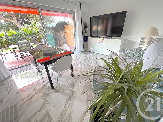 Appartement F2 à vendre - 2 pièces - 36.0 m2 - ROQUEBRUNE CAP MARTIN - 06 - PROVENCE-ALPES-COTE-D-AZUR - Century 21 Agence Molière