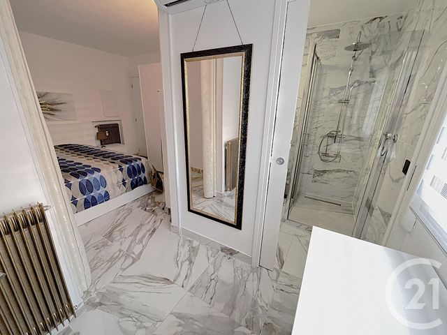 Appartement F2 à vendre - 2 pièces - 36.0 m2 - ROQUEBRUNE CAP MARTIN - 06 - PROVENCE-ALPES-COTE-D-AZUR - Century 21 Agence Molière