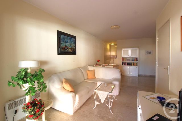 Appartement F2 à vendre - 2 pièces - 45.0 m2 - ROQUEBRUNE CAP MARTIN - 06 - PROVENCE-ALPES-COTE-D-AZUR - Century 21 Agence Molière