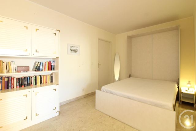 Appartement F2 à vendre - 2 pièces - 45.0 m2 - ROQUEBRUNE CAP MARTIN - 06 - PROVENCE-ALPES-COTE-D-AZUR - Century 21 Agence Molière