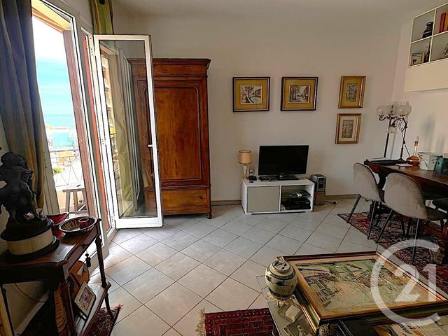 Appartement F2 à vendre - 2 pièces - 45.43 m2 - ROQUEBRUNE CAP MARTIN - 06 - PROVENCE-ALPES-COTE-D-AZUR - Century 21 Agence Molière