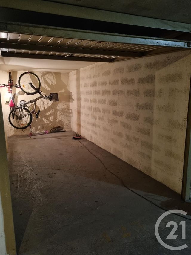 parking à vendre - 10.0 m2 - MENTON - 06 - PROVENCE-ALPES-COTE-D-AZUR - Century 21 Agence Molière