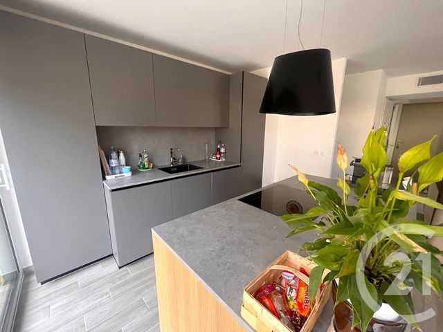 Appartement Duplex à vendre - 4 pièces - 66.46 m2 - GORBIO - 06 - PROVENCE-ALPES-COTE-D-AZUR - Century 21 Agence Molière