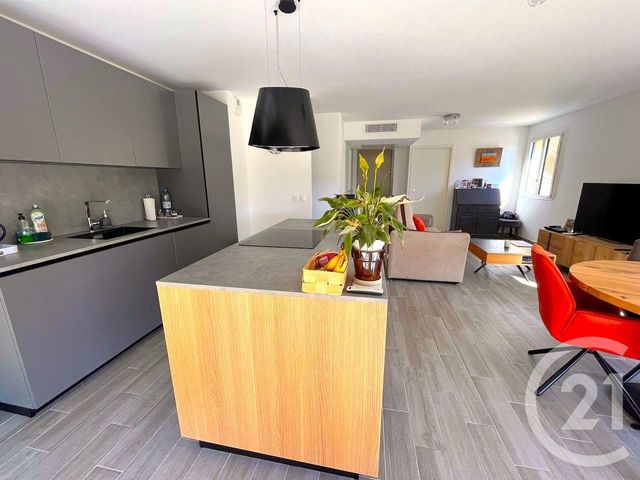 Appartement Duplex à vendre - 4 pièces - 66.46 m2 - GORBIO - 06 - PROVENCE-ALPES-COTE-D-AZUR - Century 21 Agence Molière