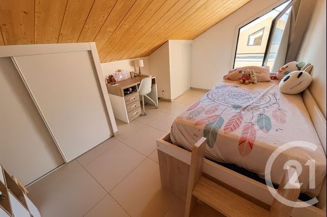 Appartement Duplex à vendre - 4 pièces - 66.46 m2 - GORBIO - 06 - PROVENCE-ALPES-COTE-D-AZUR - Century 21 Agence Molière