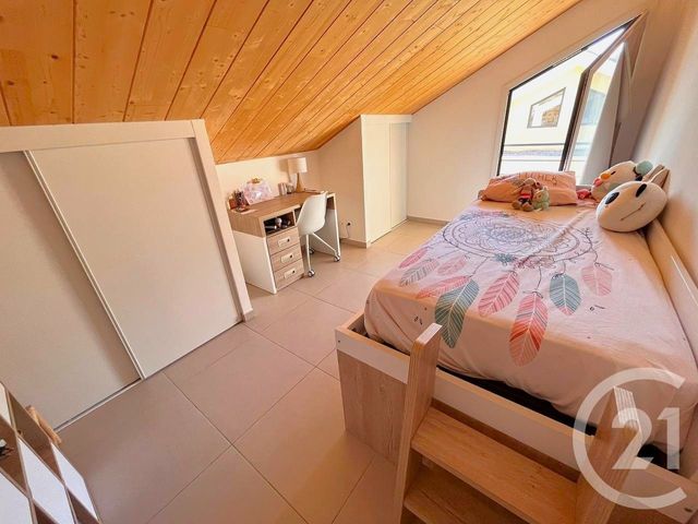 Appartement Duplex à vendre - 4 pièces - 66.46 m2 - GORBIO - 06 - PROVENCE-ALPES-COTE-D-AZUR - Century 21 Agence Molière