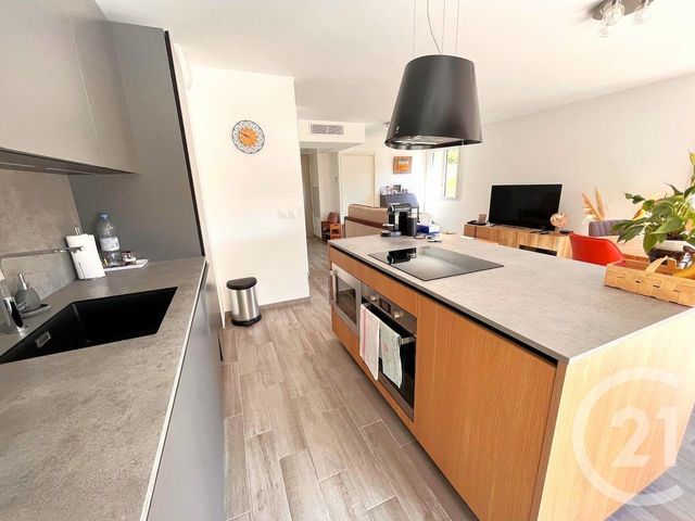 Appartement Duplex à vendre - 4 pièces - 66.46 m2 - GORBIO - 06 - PROVENCE-ALPES-COTE-D-AZUR - Century 21 Agence Molière