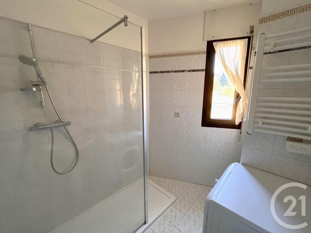 Afficher la photo en grand Appartement F2 à vendre - 2 pièces - 46.0 m2 - MENTON - 06 - PROVENCE-ALPES-COTE-D-AZUR - Century 21 Agence Molière