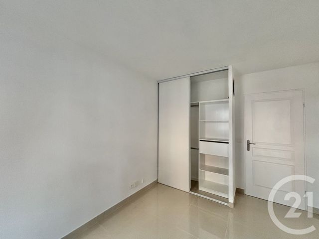 Appartement F2 à louer - 2 pièces - 39.51 m2 - ROQUEBRUNE CAP MARTIN - 06 - PROVENCE-ALPES-COTE-D-AZUR - Century 21 Agence Molière