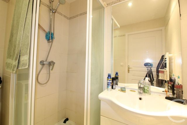 Afficher la photo en grand Appartement F2 à vendre - 2 pièces - 52.25 m2 - MENTON - 06 - PROVENCE-ALPES-COTE-D-AZUR - Century 21 Agence Molière