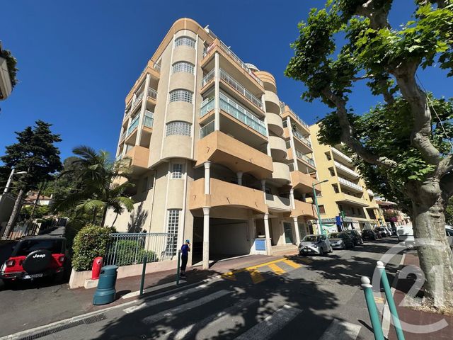 Afficher la photo en grand Appartement F2 à vendre - 2 pièces - 52.25 m2 - MENTON - 06 - PROVENCE-ALPES-COTE-D-AZUR - Century 21 Agence Molière