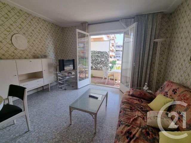 Appartement F2 à vendre - 2 pièces - 52.0 m2 - ROQUEBRUNE CAP MARTIN - 06 - PROVENCE-ALPES-COTE-D-AZUR - Century 21 Agence Molière