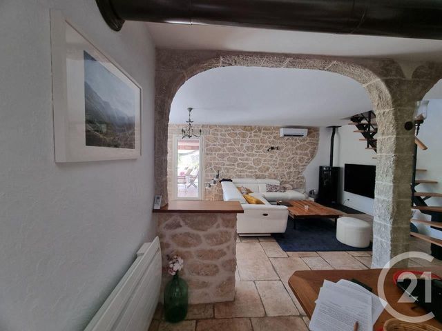 maison à vendre - 6 pièces - 111.74 m2 - PEILLE - 06 - PROVENCE-ALPES-COTE-D-AZUR - Century 21 Agence Molière