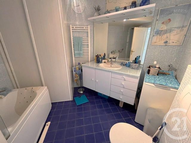 Appartement F4 à vendre - 4 pièces - 120.51 m2 - ROQUEBRUNE CAP MARTIN - 06 - PROVENCE-ALPES-COTE-D-AZUR - Century 21 Agence Molière