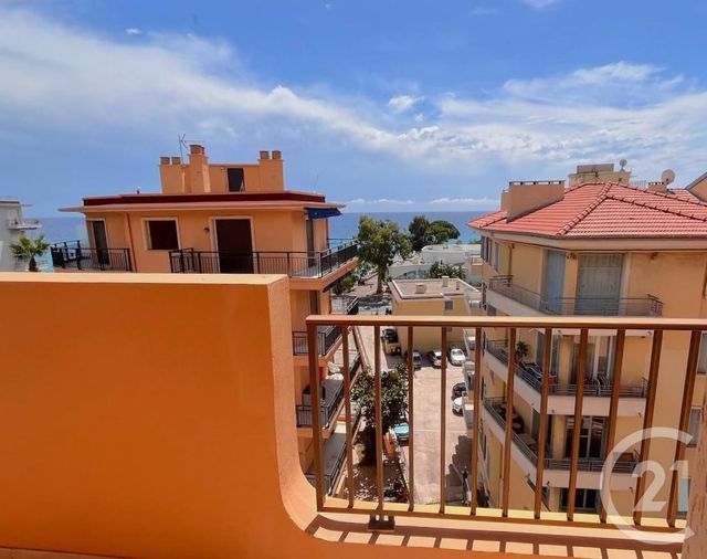 Appartement F4 à vendre - 4 pièces - 120.51 m2 - ROQUEBRUNE CAP MARTIN - 06 - PROVENCE-ALPES-COTE-D-AZUR - Century 21 Agence Molière