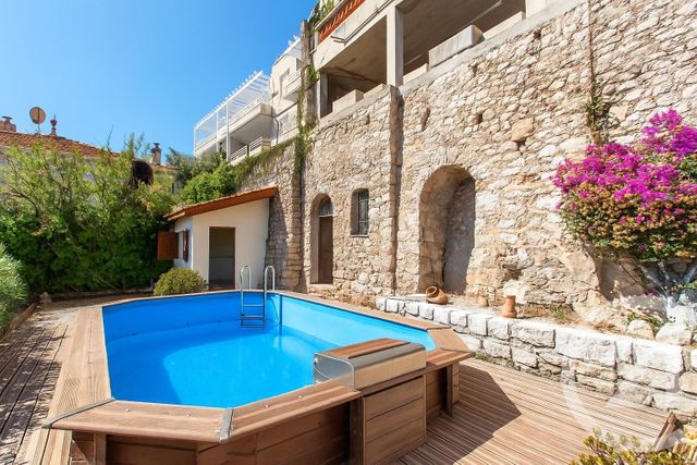 Immeuble à vendre ROQUEBRUNE CAP MARTIN