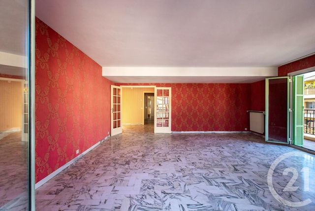 Appartement F3 à vendre - 3 pièces - 104.35 m2 - MENTON - 06 - PROVENCE-ALPES-COTE-D-AZUR - Century 21 Agence Molière