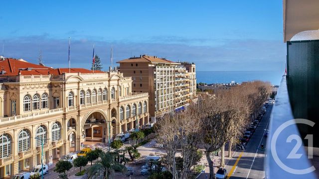 Appartement F3 à vendre - 3 pièces - 104.35 m2 - MENTON - 06 - PROVENCE-ALPES-COTE-D-AZUR - Century 21 Agence Molière